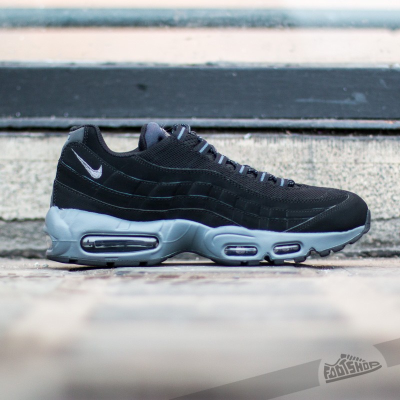 nike-air-max-95-black-dark-grey-black-2