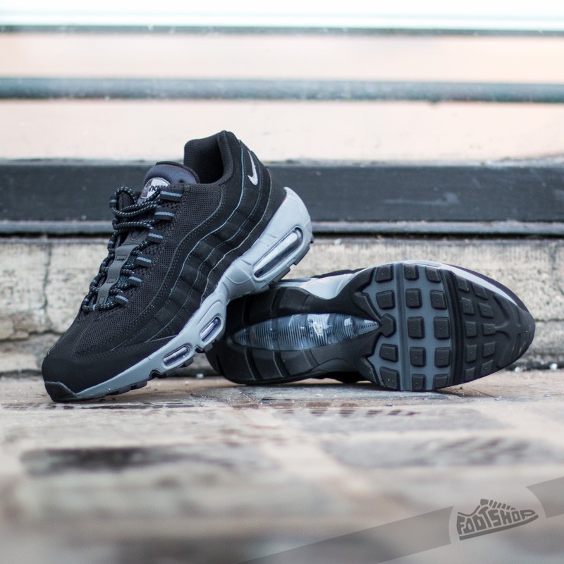 nike-air-max-95-black-dark-grey-black-3