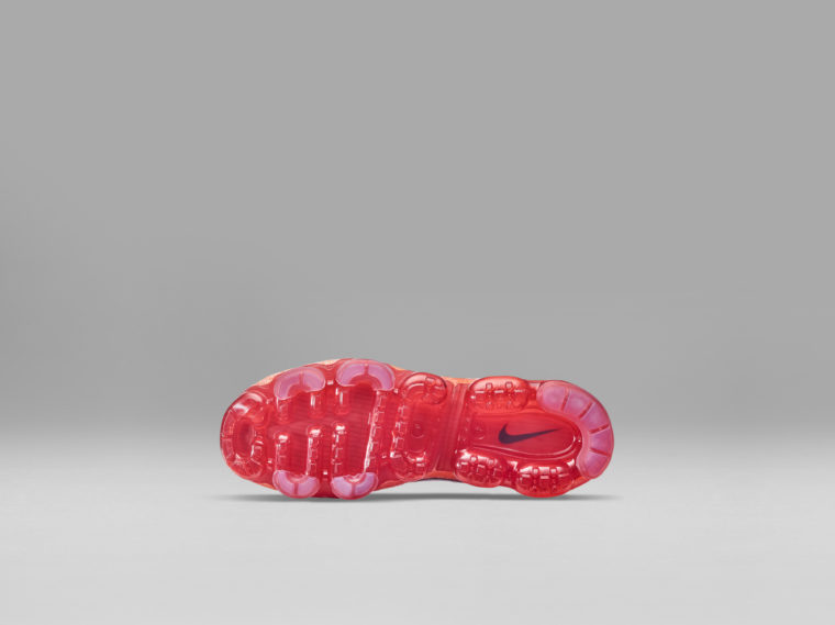 nike_air_vapormax_outsole_red_54045-760x569